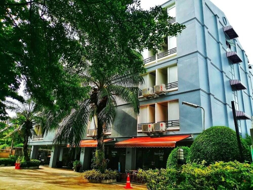 Beerapan Hotel Bangkok Exteriér fotografie