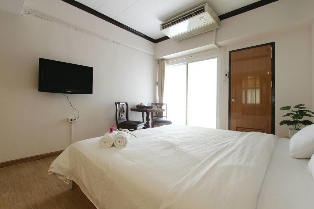 Beerapan Hotel Bangkok Pokoj fotografie