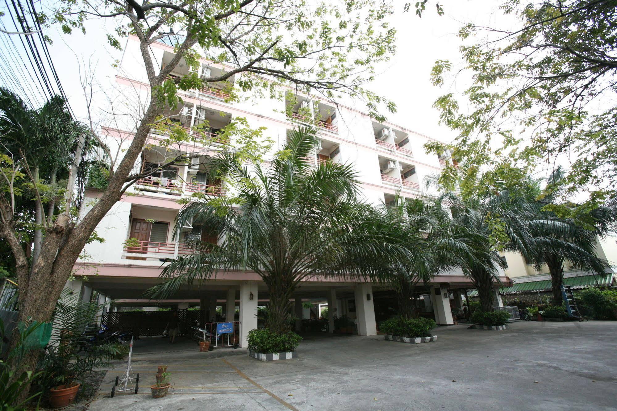 Beerapan Hotel Bangkok Exteriér fotografie